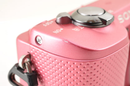 [US Duty Paid] SONY Alpha A5000 Digital Camera PINK & SELP1650 Lens English OK!