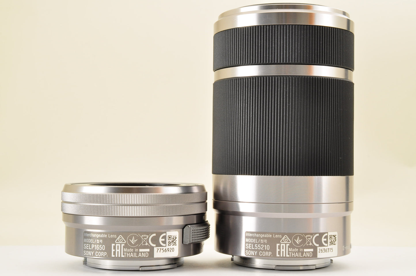 [US Duty Paid] SONY A6000 ILCE-6000Y SILVER w/ SELP1650 & SEL55210 SC: 1162 USA