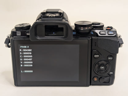 [US Duty Paid] OLYMPUS OM-D E-M10 Mirrorless Camera w/ 14-42mm 40-150mm Lens US