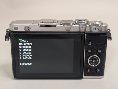 [US Duty Paid] OLYMPUS PEN E-P7 Mirrorless Camera Silver W zoom lens Kit US ship