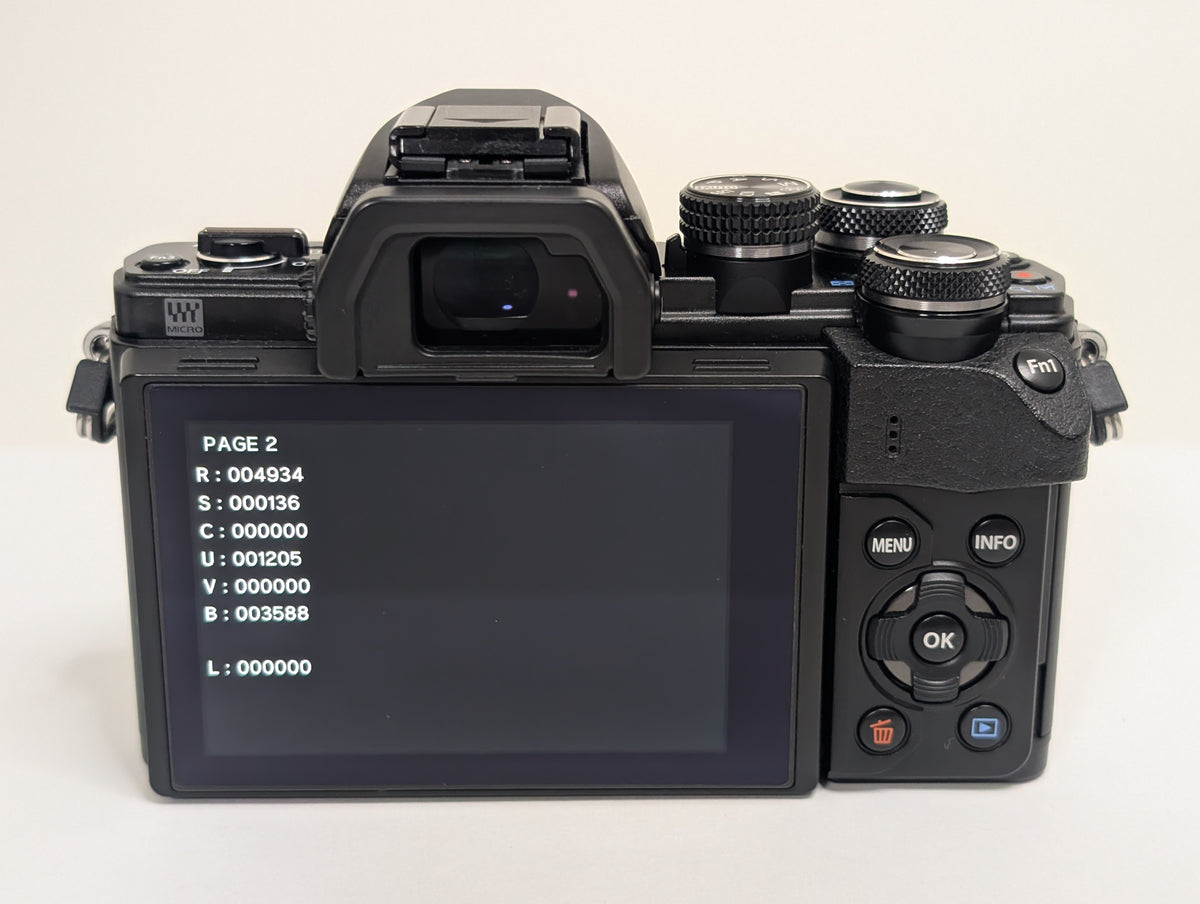 [Top Mint+] Olympus OM-D E-M10 Mark II 16.1 MP w/ 14-42mm EZ & 40-150mm Lens US