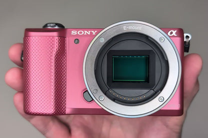 [US Duty Paid] SONY Alpha A5000 Digital Camera PINK & SELP1650 Lens English OK!