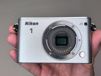 [Top Mint+] Nikon 1 J3 14.2MP Mirrorless Digital Silver 10-100mm VR kit US Stock