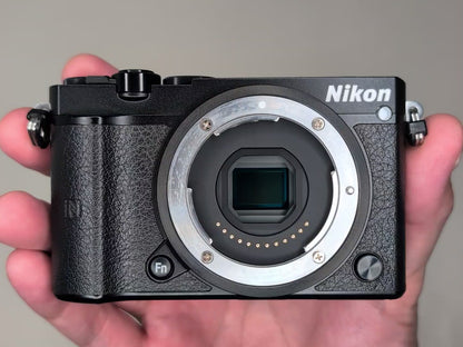 [Top Mint+ SC: 3467] Nikon 1 J5 Black W zoom kit 10-30mm & 30-110mm VR US Stock