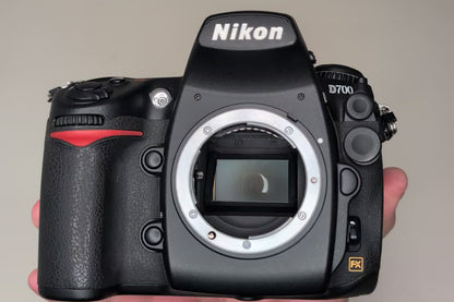 [Mint+ Count: 63] Nikon D700 12.1MP FX Digital SLR Camera Body Ship from USA