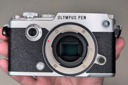 [US Duty Paid] Olympus PEN-F 20.3MP Digital Mirrorless  Silver Body Count: 14030