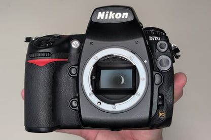 [Mint+ Count:2977] Nikon D700 12.1MP FX Digital SLR Camera Body Ship from USA