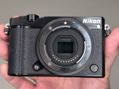 [Top Mint+ SC: 4946] Nikon 1 J5 Black Lens Kit 10-30mm PD & 18.5mm US OR Stock