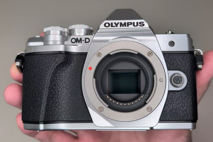 [Top Mint+] Olympus OM-D E-M10 Mark III Silver 14-42mm /40-150mm kit US OR Ship