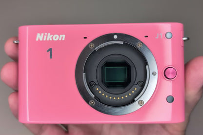 [Mint+++ SC:1653] Nikon 1 J1 Pink 10.1MP Mirrorless Camera 10-30mm & 30-110mm US