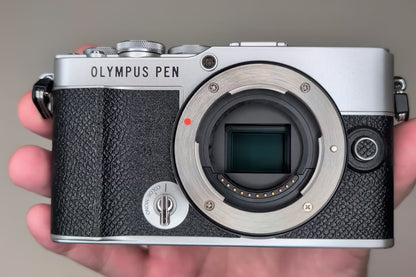 [US Duty Paid] OLYMPUS PEN E-P7 Mirrorless Camera Silver W zoom lens Kit US ship